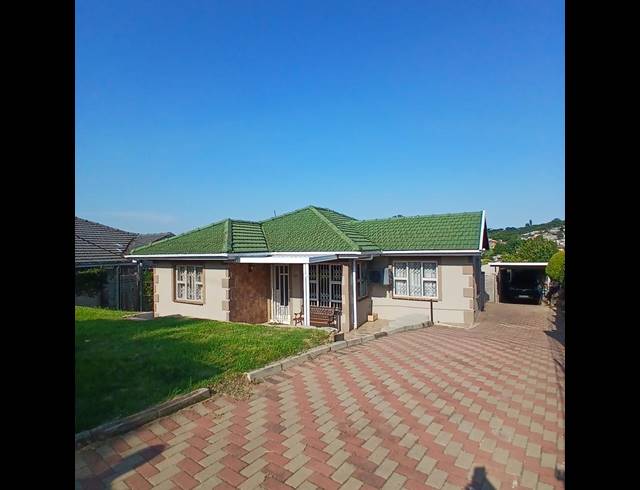 3 BEDROOM HOUSE FOR SALE IN MONTCLAIR